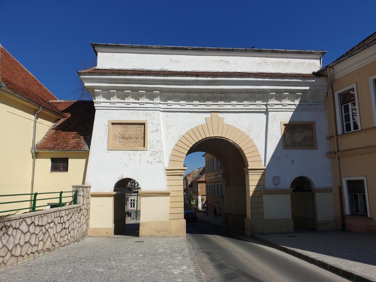Studio Coresi Mall Brasov Exterior photo